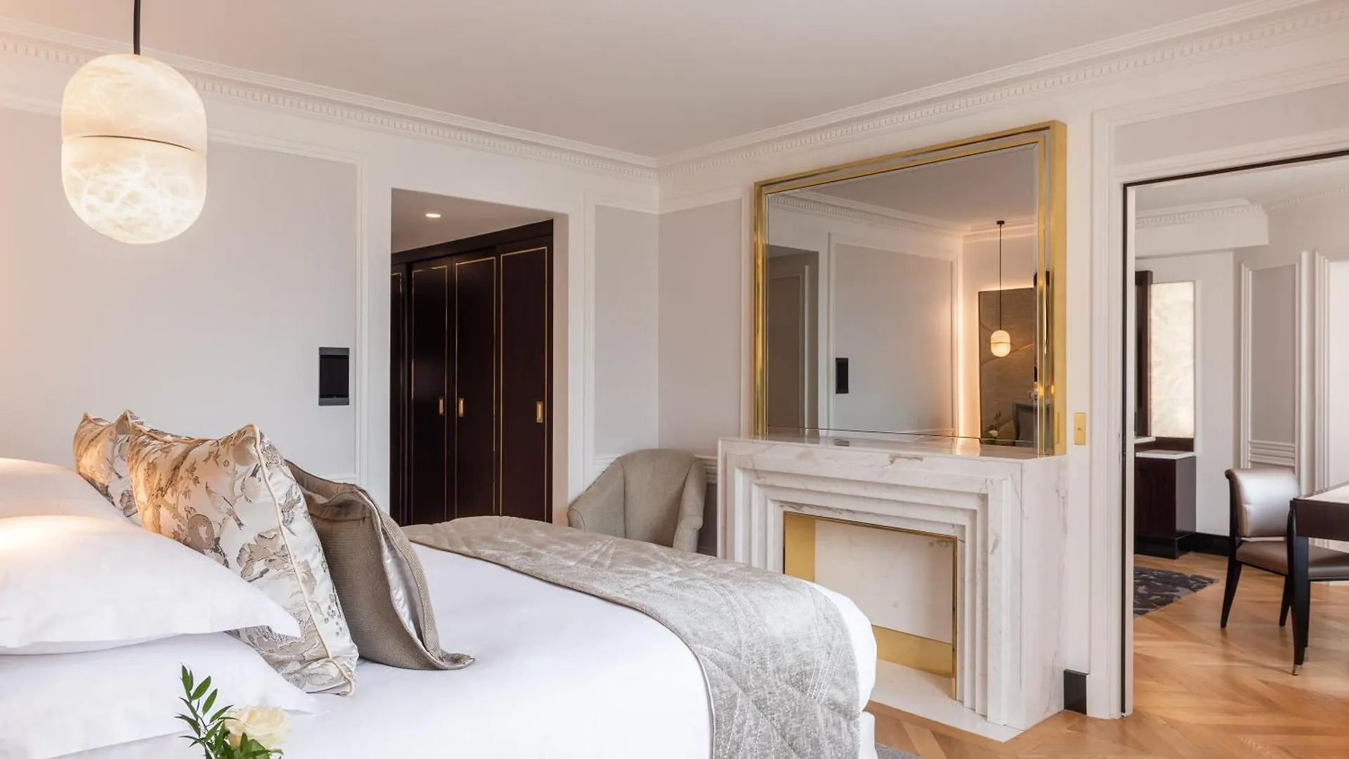 L'Hotel Du Collectionneur Parigi