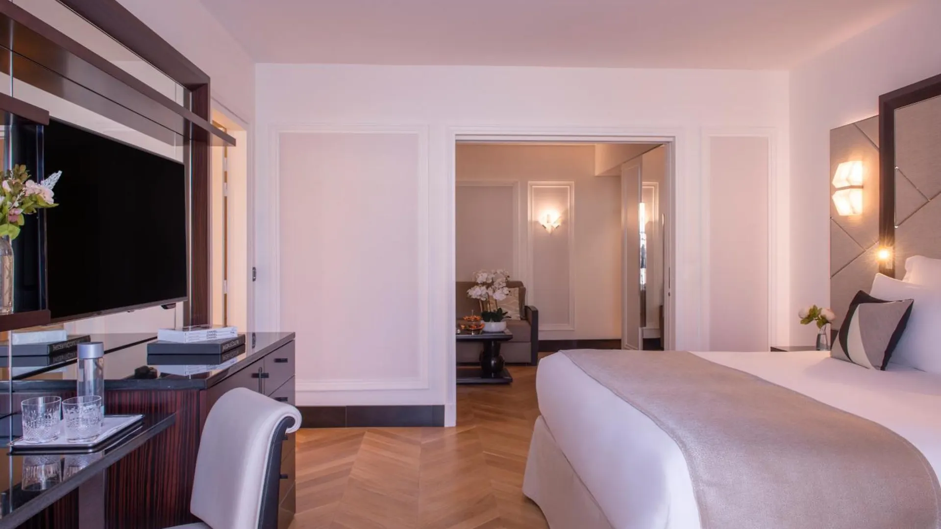 ***** Hotel L'Hotel Du Collectionneur Parigi Francia