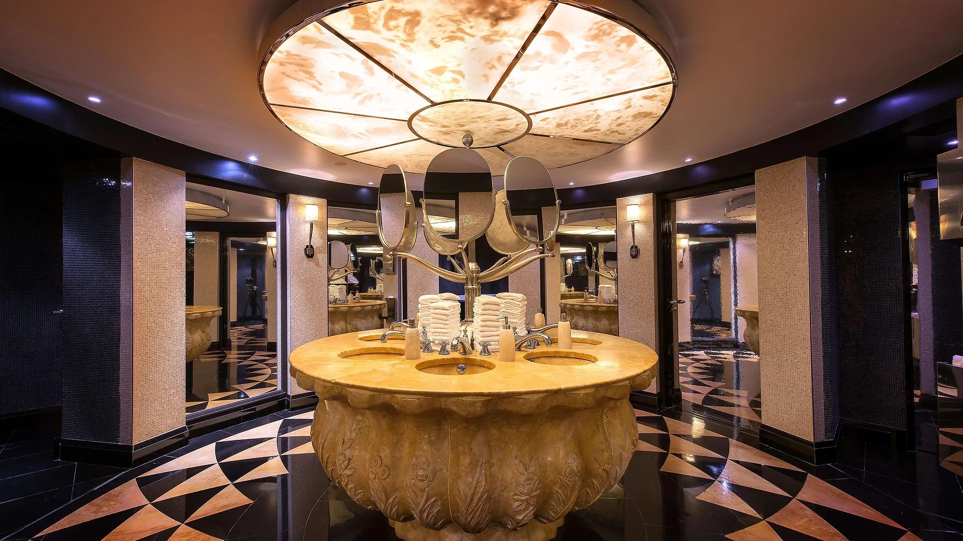 L'Hotel Du Collectionneur Paris
